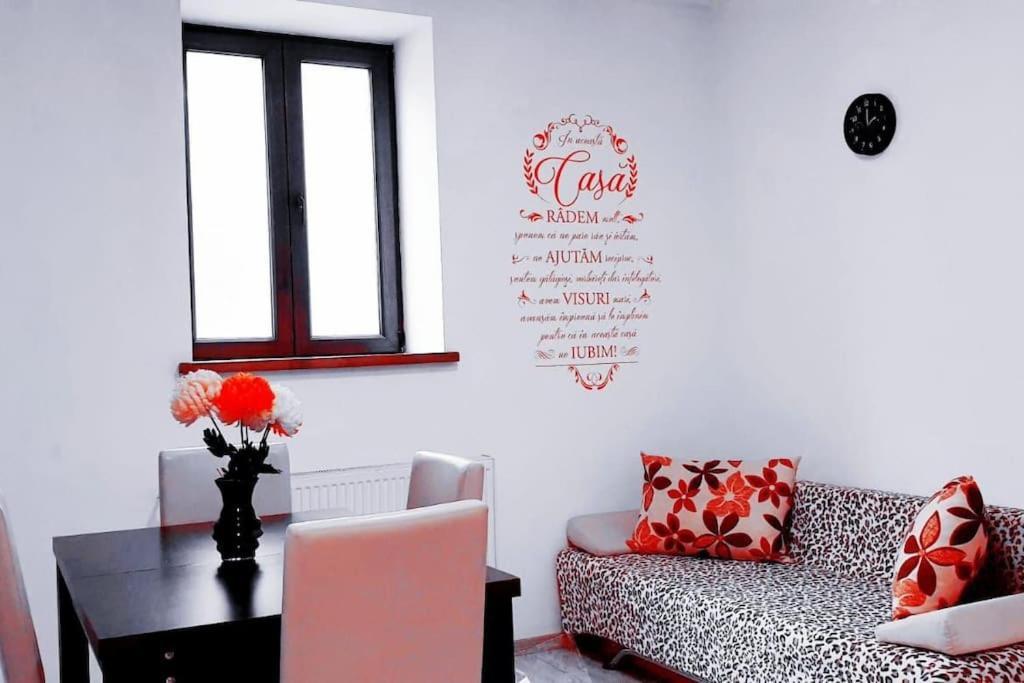 Holiday Cazare Brasov Exterior photo
